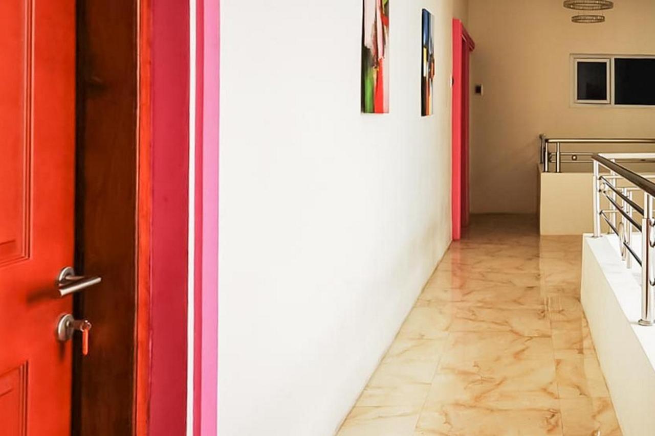 Reddoorz Plus @ Taman Madiun Exterior photo