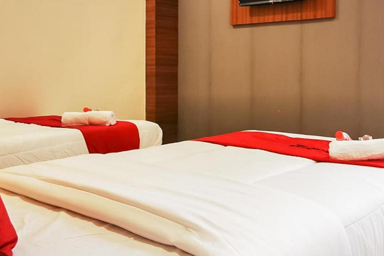 Reddoorz Plus @ Taman Madiun Exterior photo